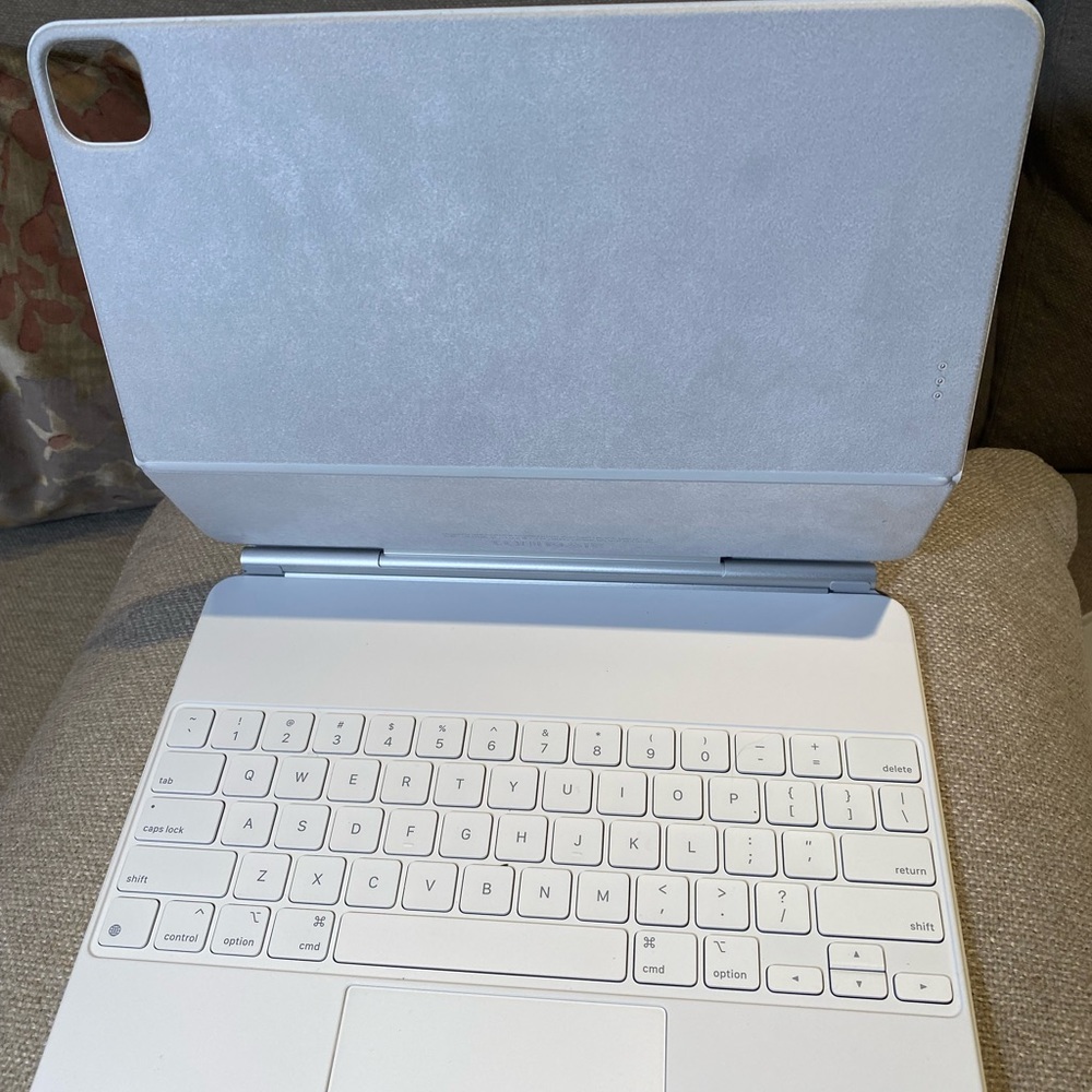 Apple Magic Keyboard - Picture 5 of 10